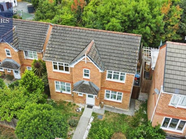 House for sale in Brackla, Bridgend