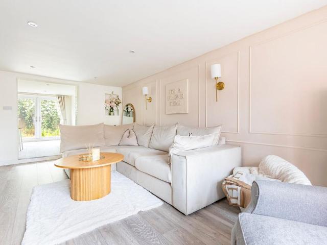 House for sale in Eastbridge, Suffolk