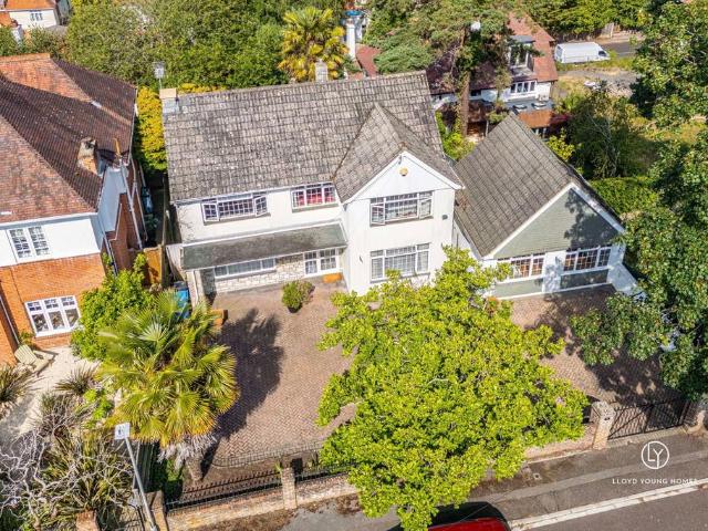 House for sale in Branksome Park, Poole