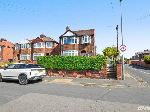 House for sale in Halton