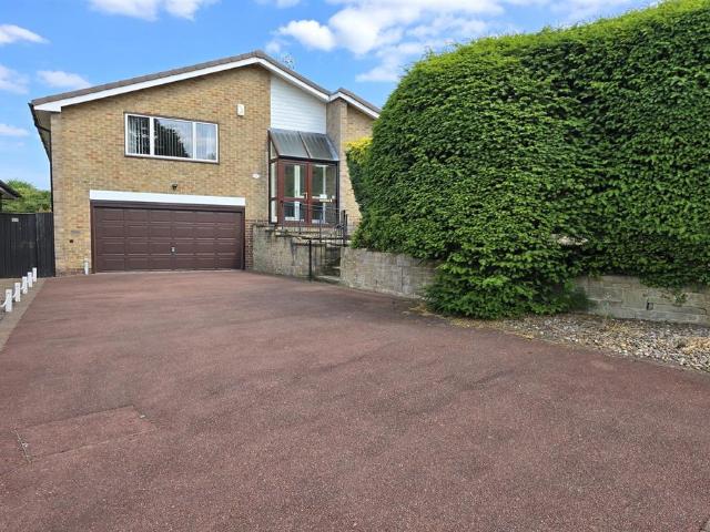 House for sale in Attenborough, East Midlands