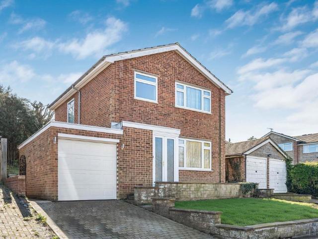 House for sale in Heronsgate, Batchworth