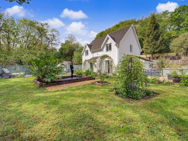 House for sale in Dunvant, Wales