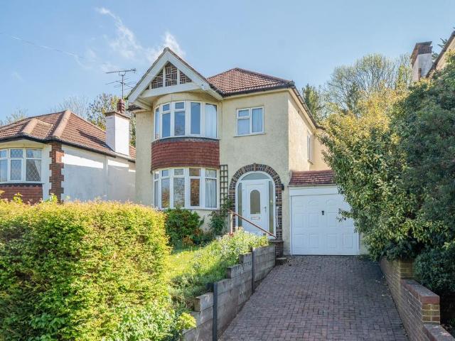 House for sale in Hillview, Surrey