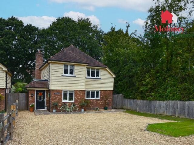 House for sale in Cackle Street, Rother