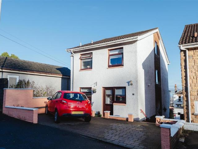 House for sale in Greenock, Greenock West House for sale in Greenock, Greenock West
