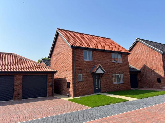 House for sale in Bedingfield, Suffolk