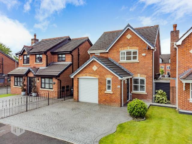 House for sale in Outwood Gate, Bury