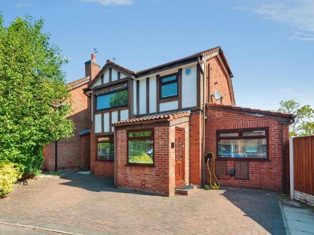 House for sale in Calderstones