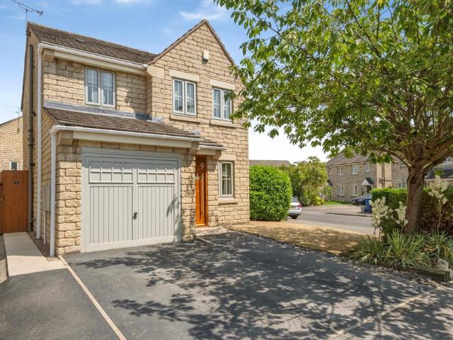 House for sale in Rossington, South Yorkshire