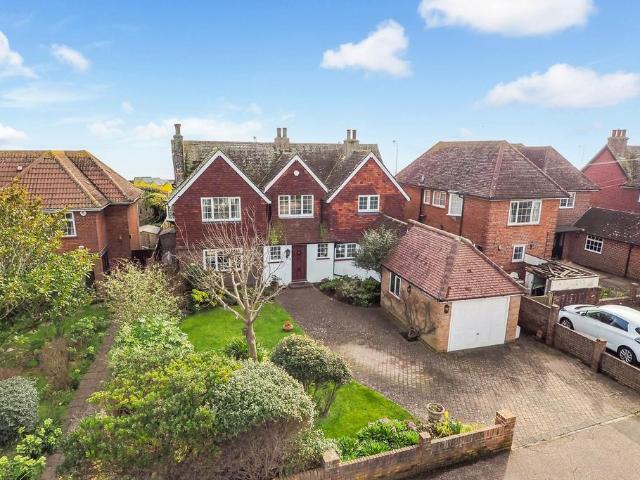 House for sale in Felpham, Clapham