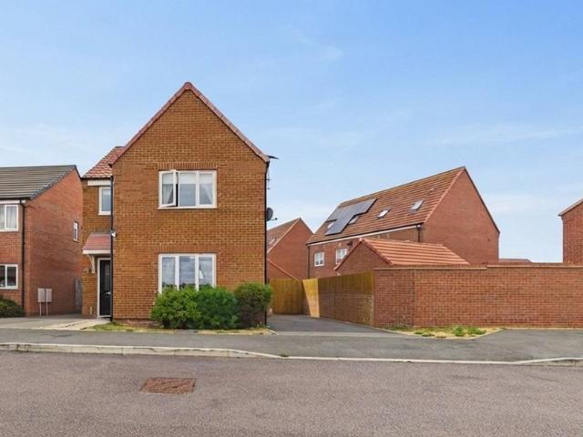 House for sale in Cardea, Peterborough
