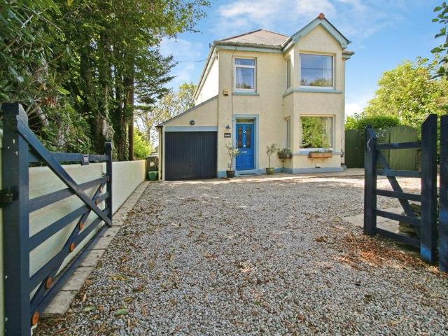 House for sale in Breage, Cornwall