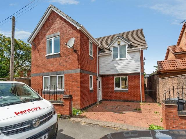 House for sale in The Flatts, Darlaston