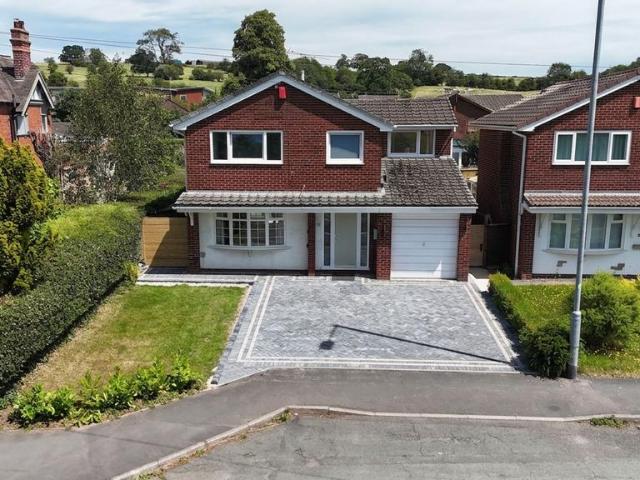 House for sale in Aston-by-Stone, Baswich