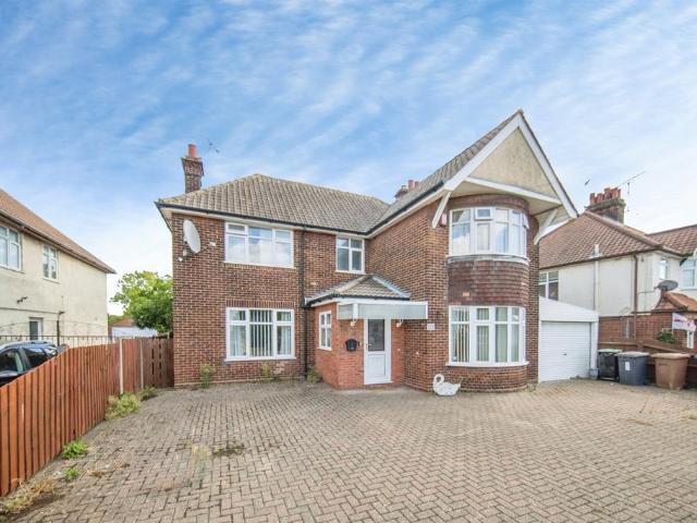 House for sale in Priory Heath, Ipswich