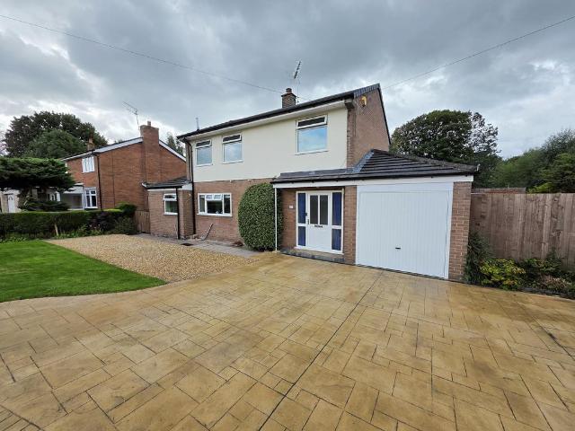 House for sale in Barnton, Cheshire