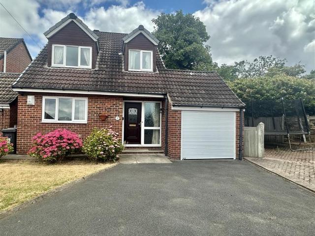 House for sale in Mirfield, West Yorkshire