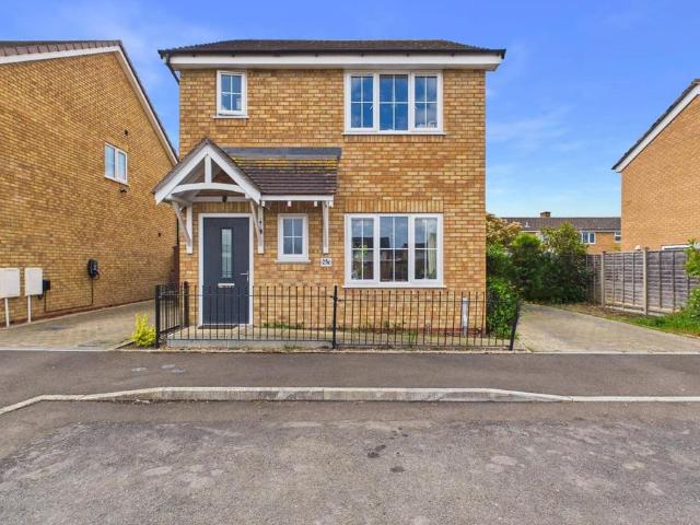 House for sale in Crookhill, Worcestershire