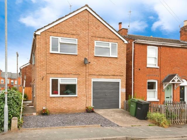 House for sale in Pitmaston, Worcestershire