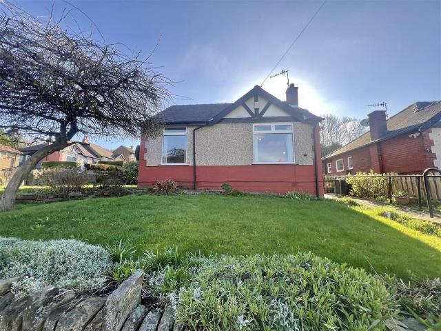 House for sale in Armitage Bridge, West Yorkshire