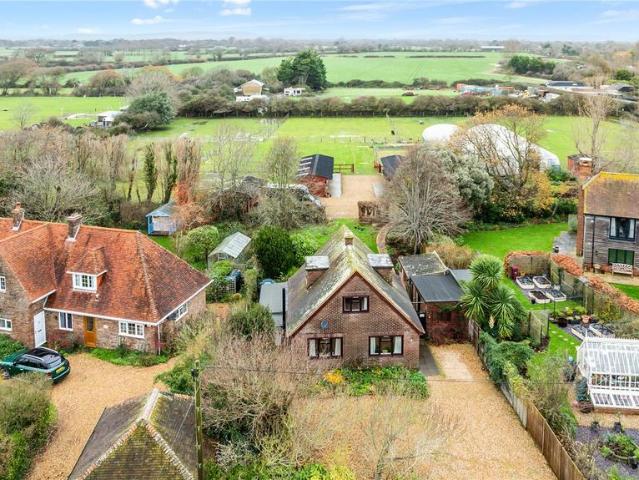 House for sale in Littlecote, West Sussex