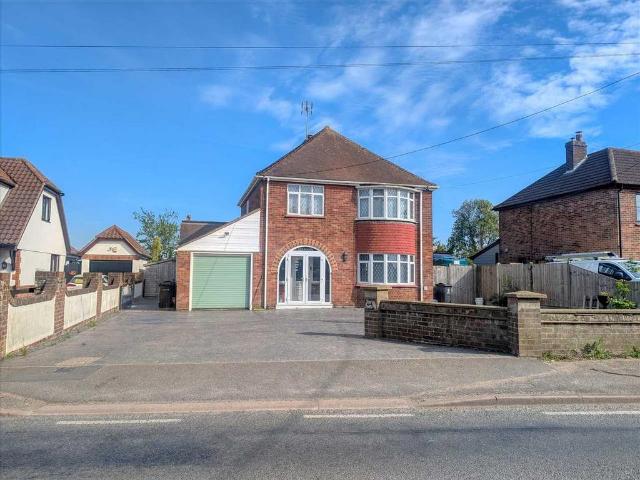 House for sale in Dale Hill, Essex