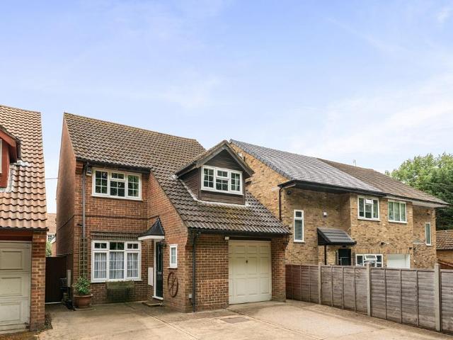House for sale in Cowley, Greater London