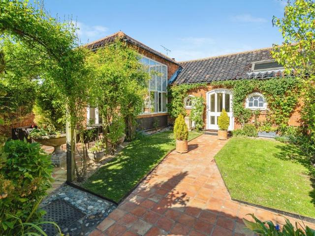 House for sale in Comers, Norfolk