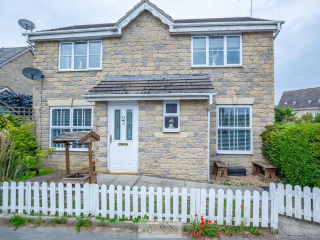 House for sale in Laughton Common, Dinnington