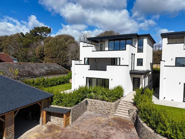 House for sale in Milford-on-Sea, Ashurst Bridge