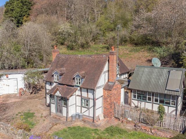 House for sale in Berrow, Forthampton