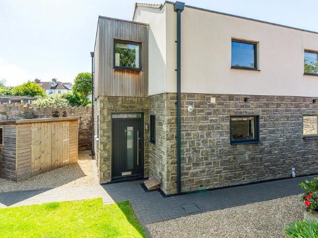House for sale in Feckenham, City Of Bristol