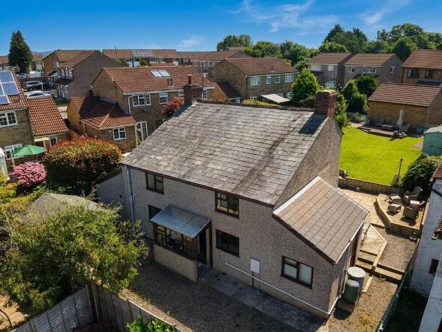 House for sale in Bromsberrow Heath, Gloucestershire