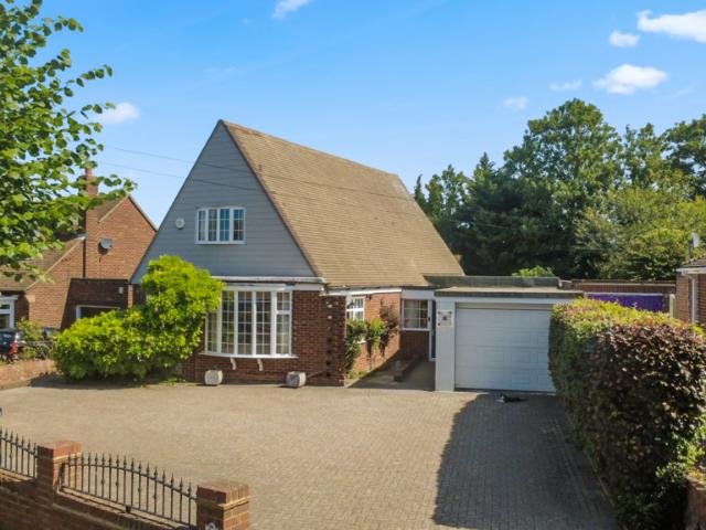 House for sale in Kings Farm, Hamerton