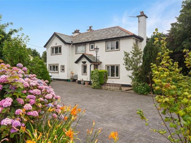 House for sale in Llangefni, Wales