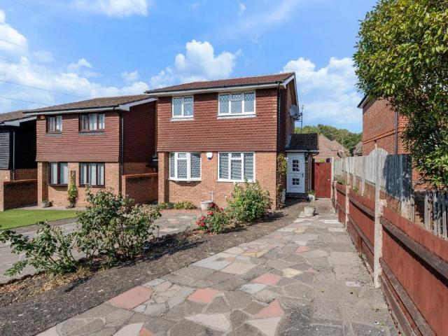 House for sale in West Ewell, Ewell