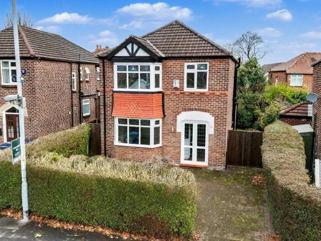 House for sale in Cheadle Hulme, Greater Manchester