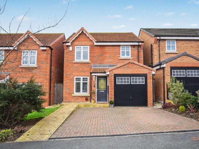 House for sale in New Crofton, West Yorkshire