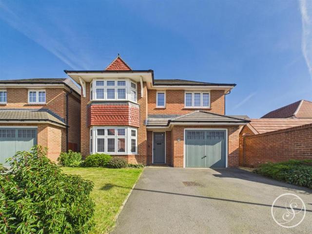 House for sale in Austhorpe, West Yorkshire