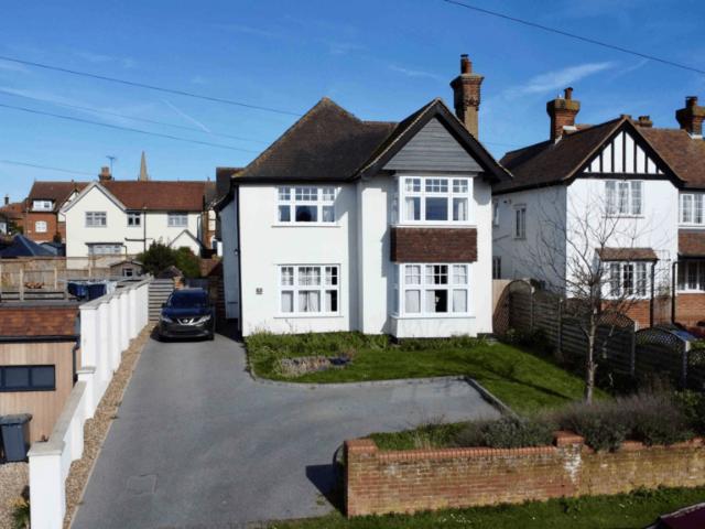 House for sale in Walton, Eastbridge