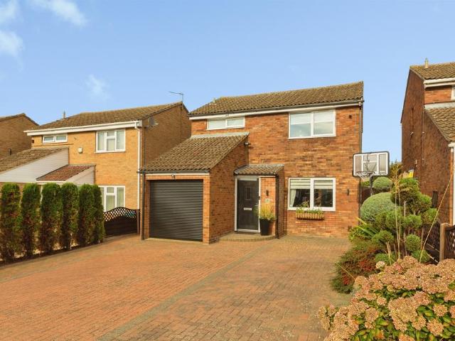 House for sale in Haydon Hill, Aylesbury