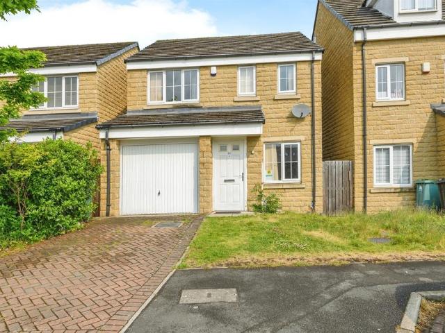 House for sale in Highfields, Huddersfield