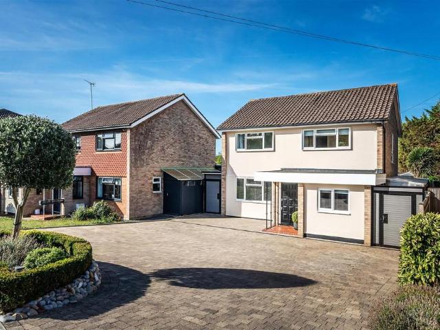 House for sale in Ashtead, Mole Valley