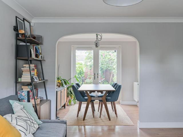 House for sale in London Borough of Merton, Mitcham