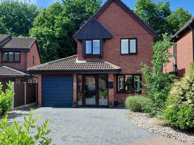 House for sale in Halton