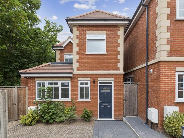 House for sale in The Hale, Greater London