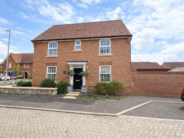 House for sale in Midway, Kent