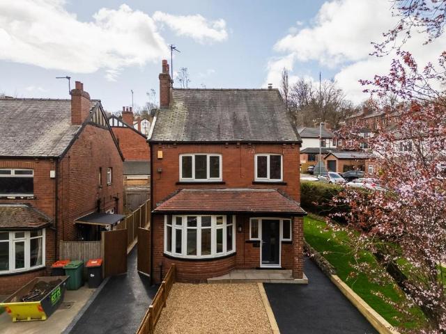 House for sale in Headingley, West Yorkshire