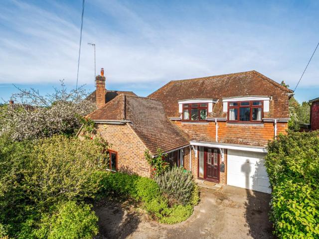 House for sale in Shalford, Westborough